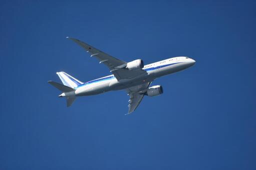 飛行機 飛行機,ジェット機,旅客機の写真素材