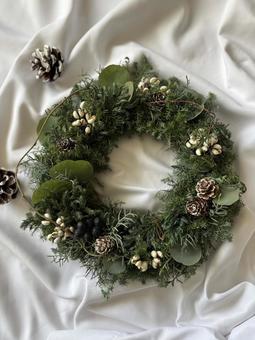 クリスマスリース　クリスマス 12月,クリスマス,クリスマスリースの写真素材