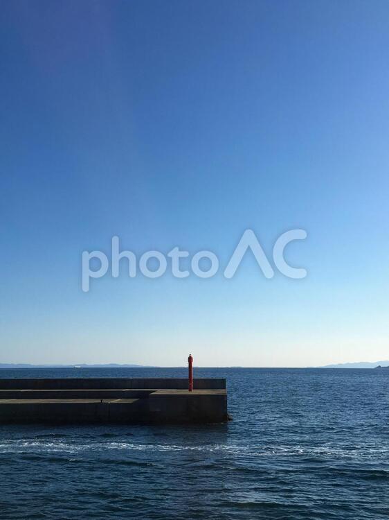 空と海と堤防 空,青空,堤防の写真素材