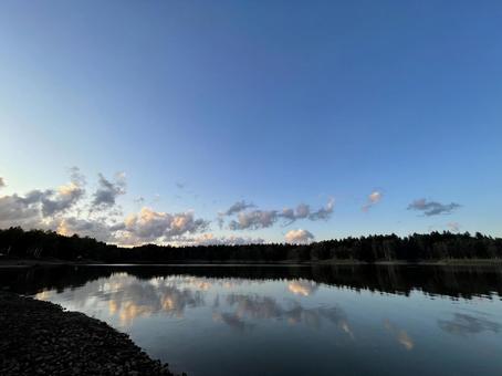 朱鞠内湖の風景05(夕景) 朱鞠内湖の風景05(夕景) 朱鞠内湖,北海道,幌加内町の写真素材