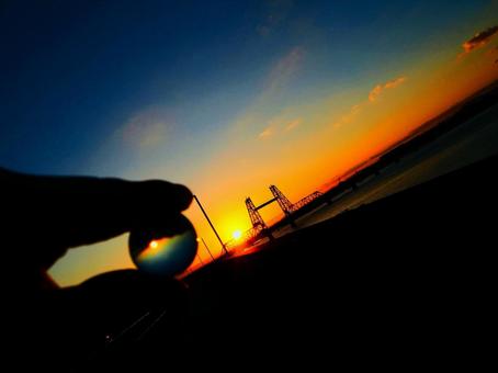 筑後川昇開橋 筑後川昇開橋 夕方,鉄塔,空の写真素材