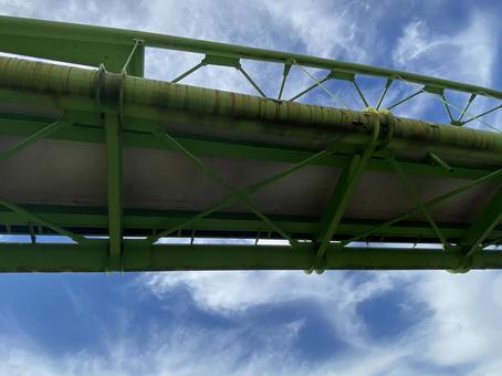 Photo, bridge, steel frame, green, 