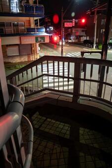 夜の歩道橋 歩道橋,夜,夜景の写真素材
