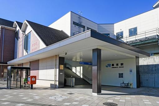 大阪・三島郡 JR島本駅 駅舎 大阪・三島郡 JR島本駅 駅舎 駅,駅舎,ホームの写真素材