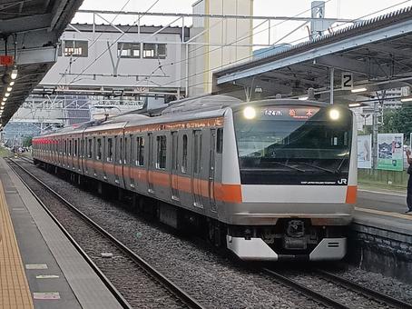 花火大会臨時列車 花火大会臨時列車の写真