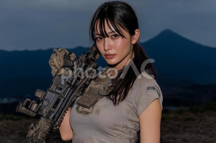 自国の安全を守るため活動する女性自衛隊員 防衛,自衛隊,訓練の写真素材