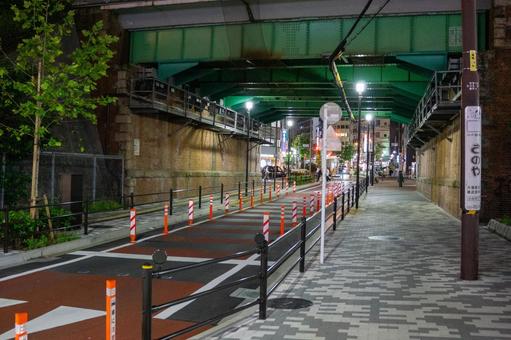 大塚駅の赤レンガの高架橋 大塚駅の赤レンガの高架橋 大塚駅,高架橋,山手線の写真素材