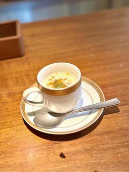 さつまいものすりながし さつまいものすりながし さつまいも,すりながし,スープの写真素材