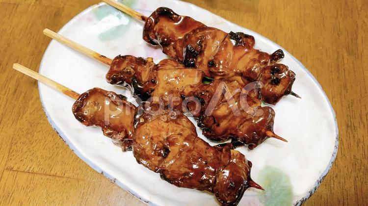 焼き鳥　レバー　おつまみ　イメージ　素材 レバー,焼き鳥,鶏料理の写真素材