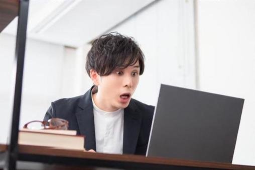 操作個人計算機的商人的形象, JPG 操作個人計算機的商人的形象, bisnis, wong lanang, kanggo kaget, JPG