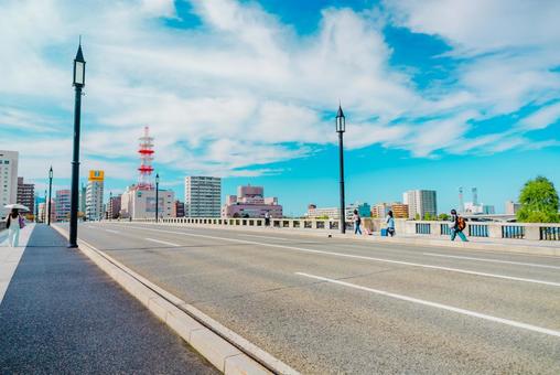 【新潟】新潟駅周辺の街並み 萬代橋 【新潟】新潟駅周辺の街並み 萬代橋の写真