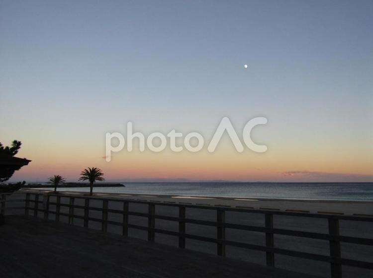 夕暮れの海 夕暮れ,夕暮,海の写真素材
