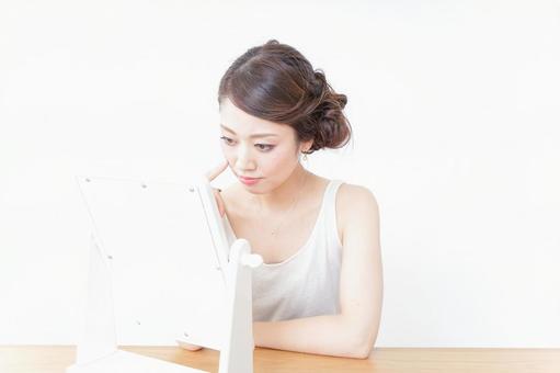 女性メイクイメージ 女性メイクイメージ 社会人,きれい,ルーペの写真素材