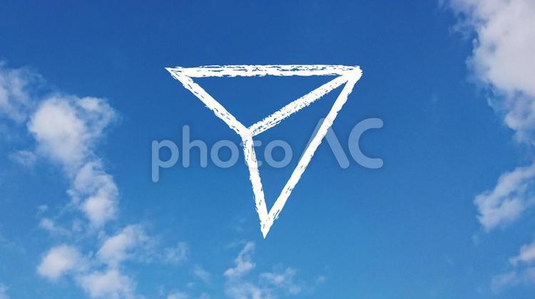 青空に手描きの紙飛行機 紙飛行機,スマホ,インターネットの写真素材