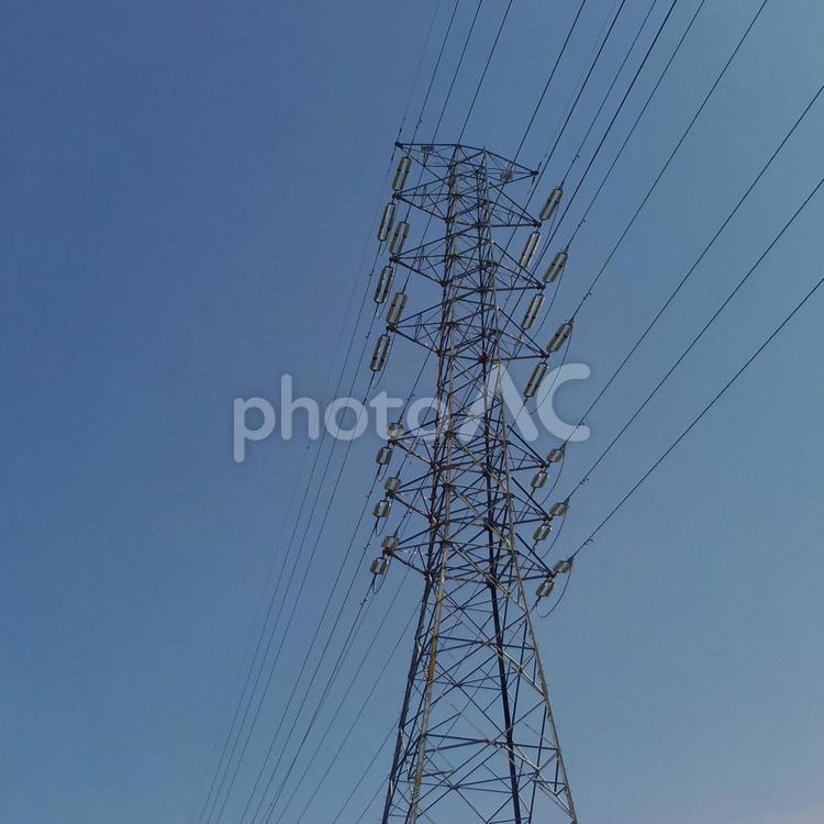 鉄塔がある風景 鉄塔,送電線,電線の写真素材