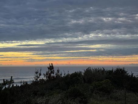 鉾田市の海辺の朝日 鉾田市の海辺の朝日 朝日,海辺,鉾田市の写真素材