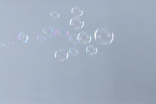 シャボン玉 soap bubbles シャボン玉 soap bubbles シャボン玉,背景,コピースペースの写真素材
