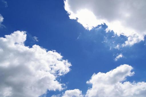 青空と雲の写真