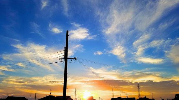 町の夕日 町の夕日 夕日,夕焼け,日没の写真素材