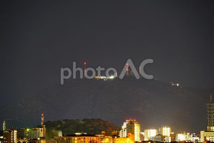 夜の眉山と徳島市街地 徳島,眉山,吉野川の写真素材