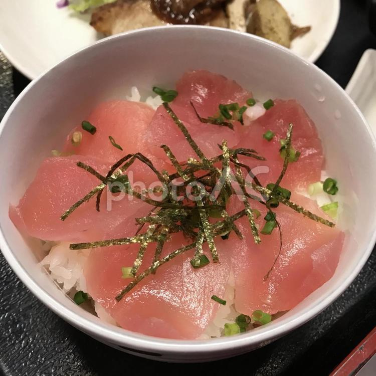 まぐろ丼定食 まぐろ丼,海鮮丼,定食の写真素材