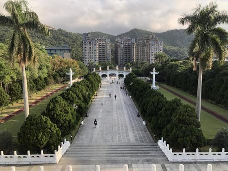 台湾・台北 国立故宮博物院の参道 台湾・台北 国立故宮博物院の参道 台湾,台北,国立故宮博物院の写真素材