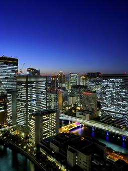 水都大阪のビル群 水都大阪のビル群 大阪,梅田,osakaの写真素材