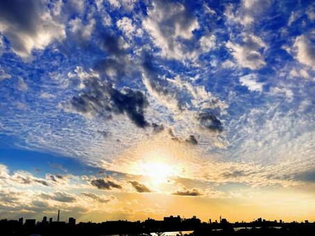 夕焼け 夕焼け,夕映え,夕焼け雲の写真素材