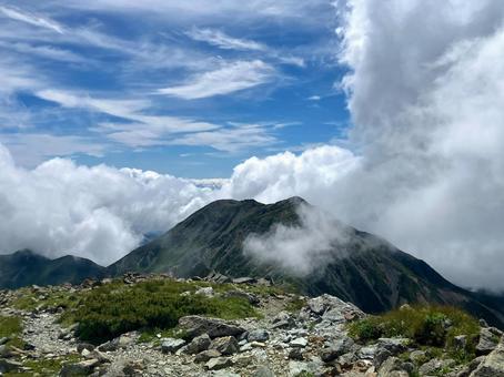 夏の悪沢岳へ登山39 夏の悪沢岳へ登山39 南アルプス,悪沢岳,荒川岳の写真素材