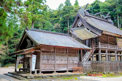 松江・日本最古の大社造の神魂神社 松江・日本最古の大社造の神魂神社の写真