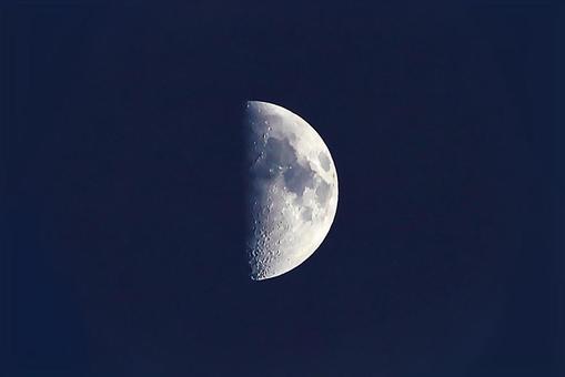 Moon and Half Moon, JPG