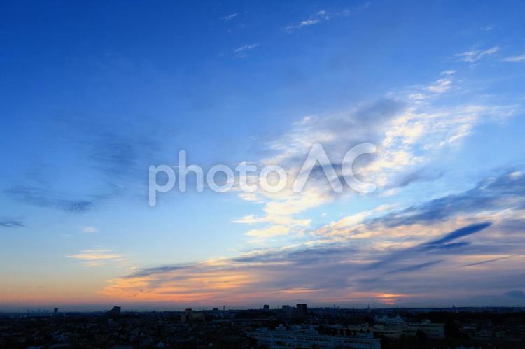 朝焼け　日の出　dawn  朝焼け,夜明け,朝焼け雲の写真素材