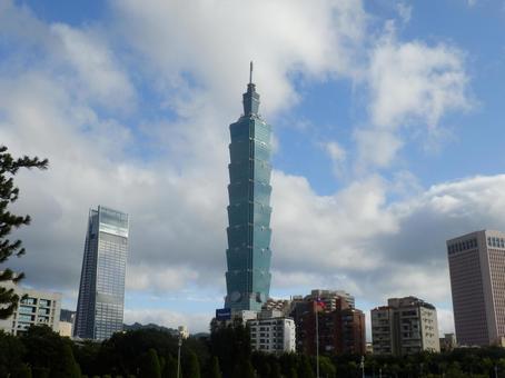 聳え立つ台北101 聳え立つ台北101 台湾,台北101,タワーの写真素材