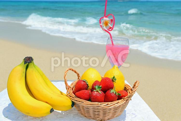 沖縄の美しいビーチ 食べ物,果物,フルーツの写真素材