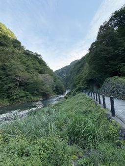 清津峡渓谷の青空 新潟県十日町市 清津峡渓谷の青空 新潟県十日町市 新潟,夏,観光の写真素材