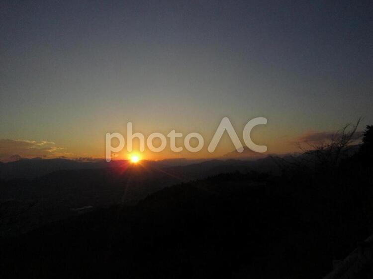 夕焼けと富士山 夕焼け,富士山,丹沢の写真素材
