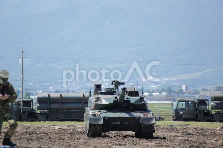 10式戦車 戦車,10式戦車,陸上自衛隊の写真素材