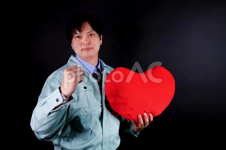 ハートと力強い男性 男性,ハート,ぬいぐるみの写真素材