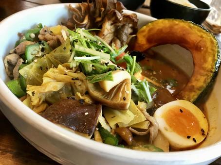野菜たっぷりスープカレーのボウル 野菜たっぷりスープカレーのボウル スープカレー,カレー,野菜の写真素材