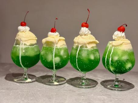 手作りクリームソーダ 手作りクリームソーダの写真