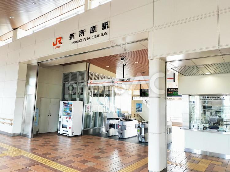 JR東海道本線「新所原駅」改札口 新所原駅,東海道本線,東海道線の写真素材