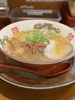 豚骨ラーメン　丼ぶりレイヤー 豚骨,ラーメン,食べ物の写真素材