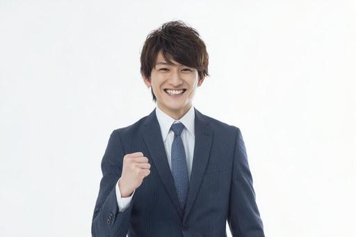 スーツ姿の若いビジネスマン-20の写真