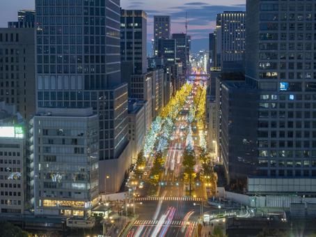 光流れる御堂筋の夜 光流れる御堂筋の夜 御堂筋,大阪,夜景の写真素材