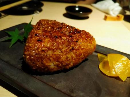高級感のある焼きおにぎり 高級感のある焼きおにぎり 焼きおにぎり,おにぎり,居酒屋の写真素材