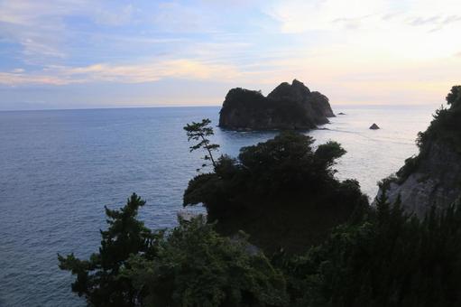 A beautiful sunset from Nishiizu hot spring town, JPG