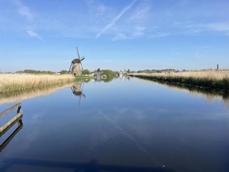 キンデルダイク＝エルスハウトの風車網 キンデルダイク,風車,オランダの写真素材