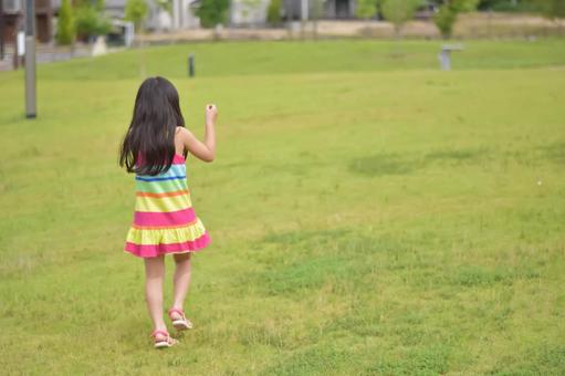 The back of a girl, mdfk023, park, fine, JPG