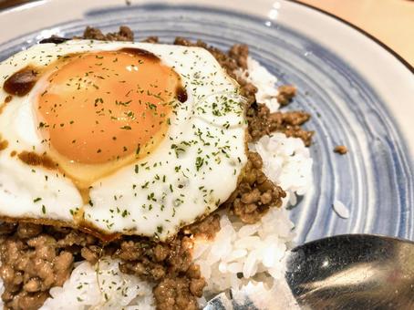 ガパオライス ガパオライス,タイ料理,食べ物の写真素材