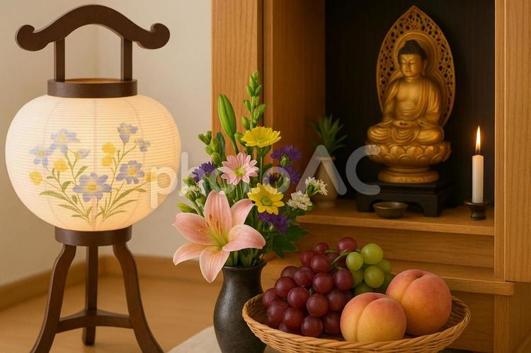 お彼岸・盆飾り　盆提灯とお供え物 1 お盆,盆飾り,仏壇の写真素材